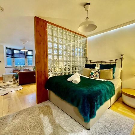By The Beach Large Central Stylish Studio For 4 Guests Hove Buitenkant foto